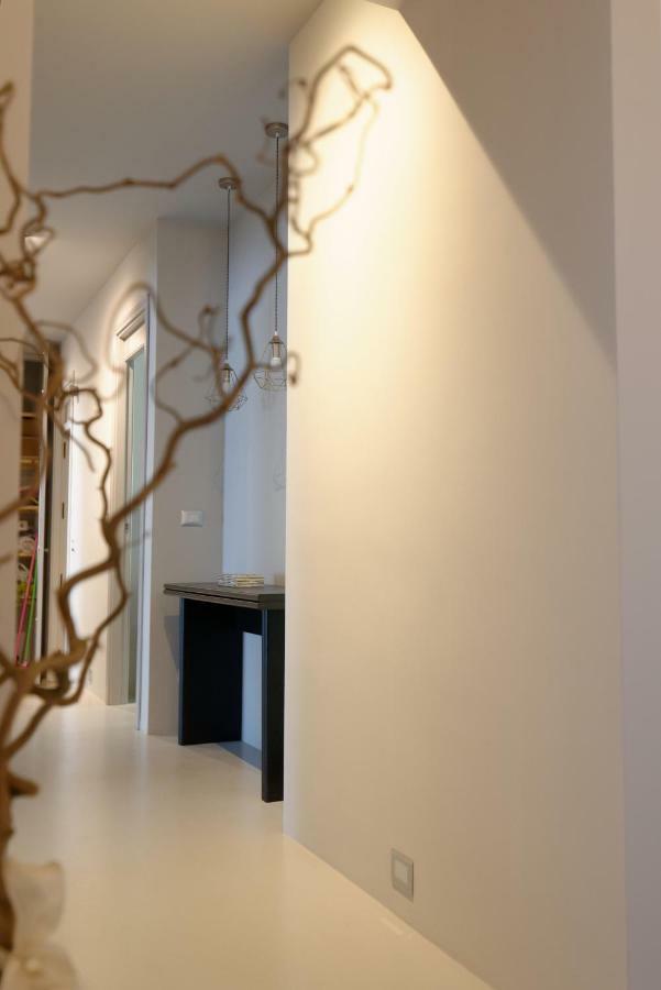 B&B Questa Casa Non E'Un Albergo 팔레르모 외부 사진