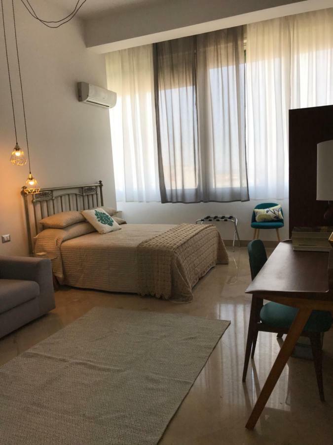 B&B Questa Casa Non E'Un Albergo 팔레르모 외부 사진