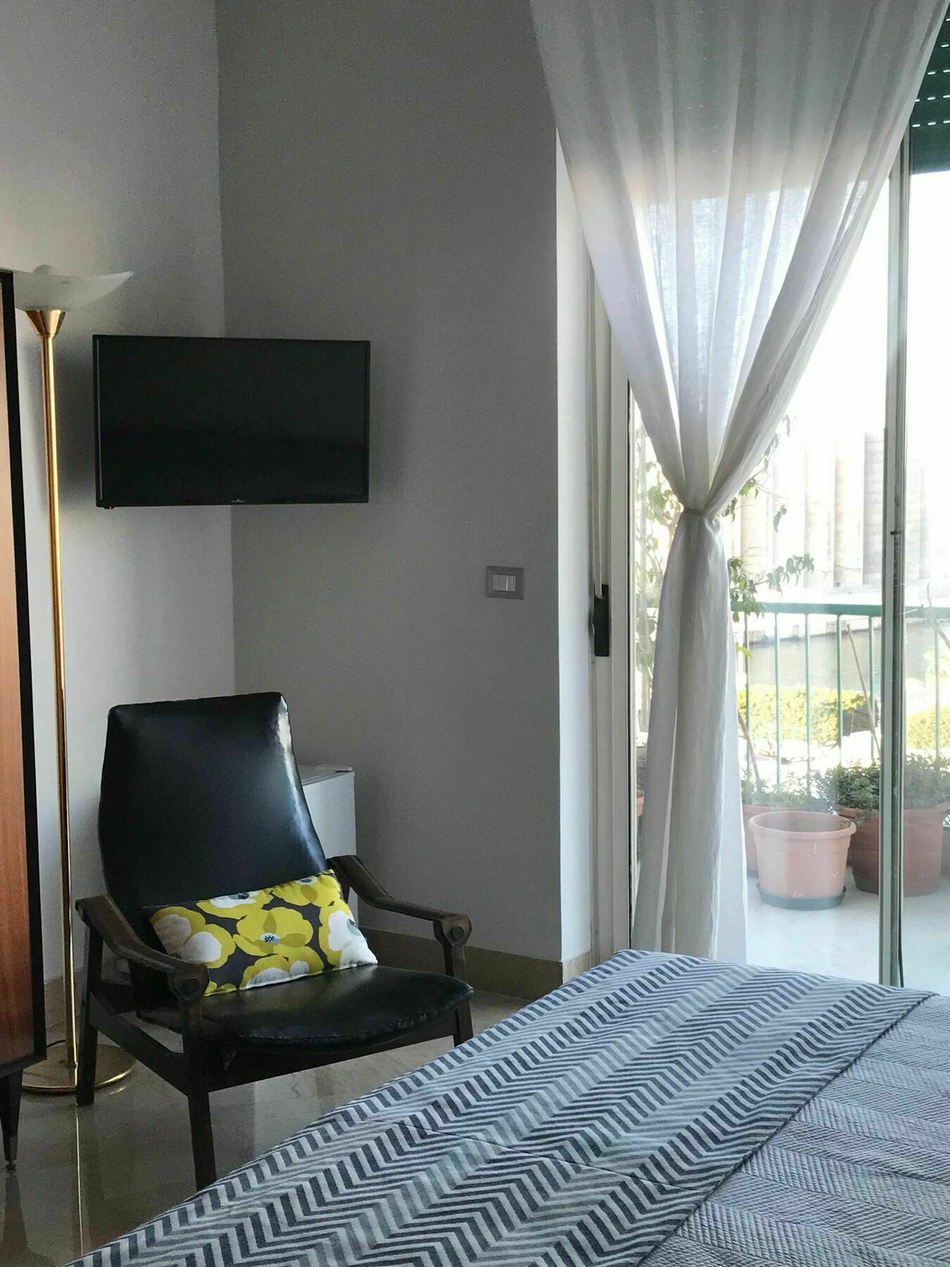 B&B Questa Casa Non E'Un Albergo 팔레르모 외부 사진
